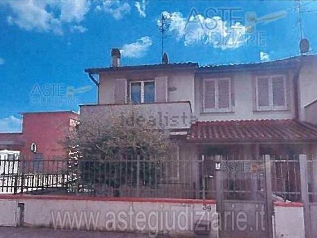 Casa in vendita a Agliana, Pistoia