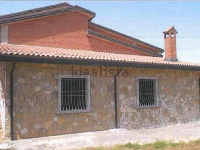 Casa in vendita a San Nicola Baronia, Campania