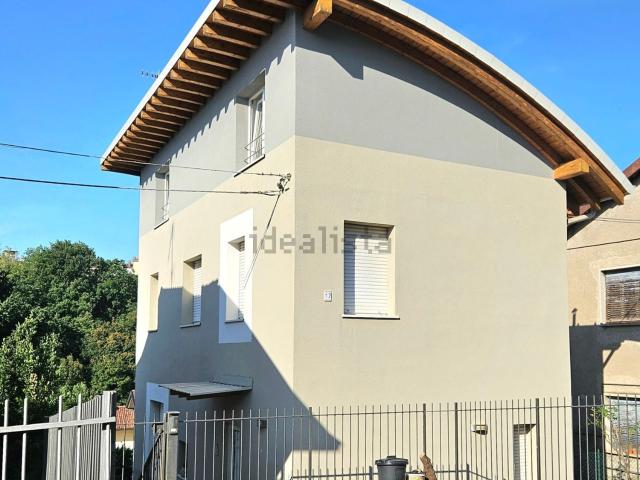 Casa in vendita a Almenno San Salvatore, Lombardia
