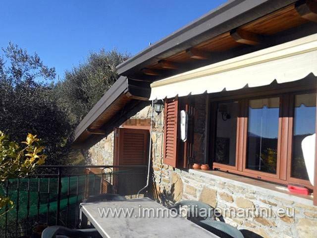 Casa in vendita a Apricale, Liguria