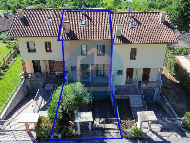 Casa in vendita a Comunità montana della valle Camonica, Losine