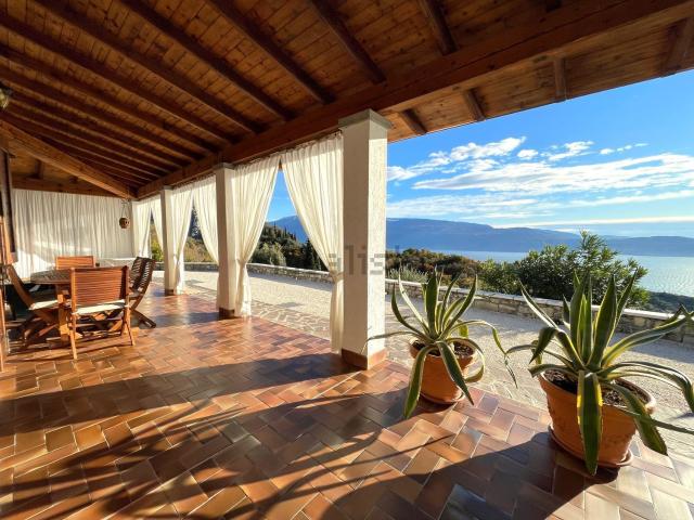 Casa in vendita a Comunità Montana Parco Alto Garda bresciano, Toscolano Maderno