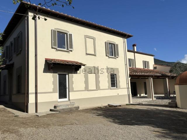 Casa in vendita a Serpiolle, Firenze