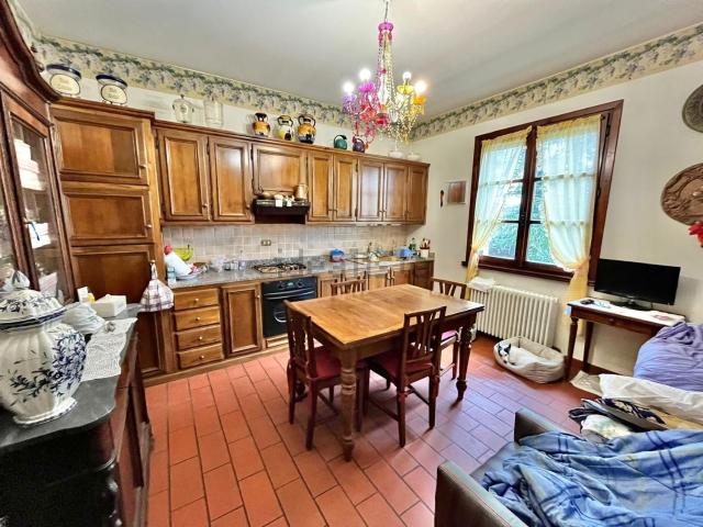Casa in vendita a Moglia, Lombardia