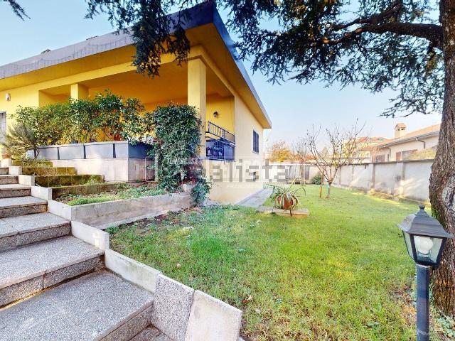 Casa in vendita a Monza