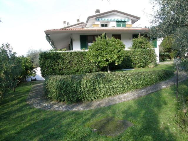 Casa in vendita a Camaiore, Toscana