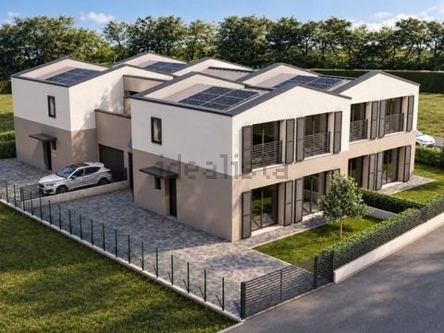 Casa in vendita a Carignano, Parma