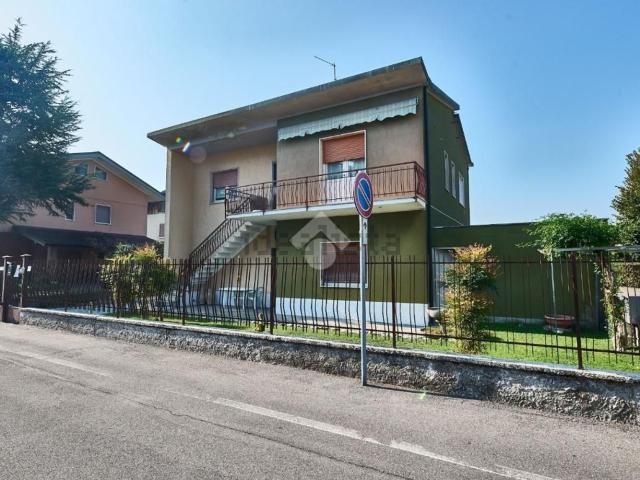 Casa in vendita a Spino d’Adda, Spino d'Adda