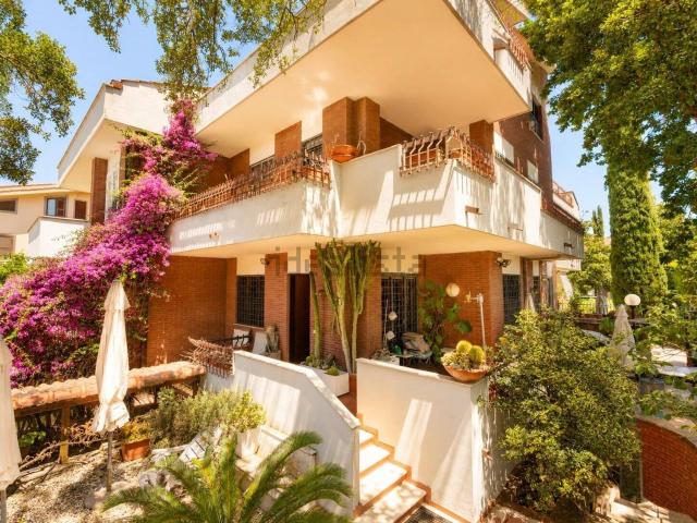 Casa in vendita a Axa, Roma Capitale