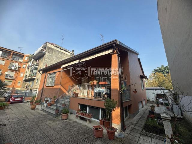 Casa in vendita a Villaggio Gorizia, Baranzate