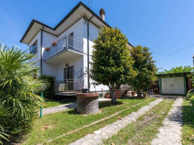 Casa in vendita a Pisa, Toscana