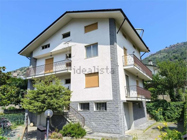Casa in vendita a La Bâtise, Nus