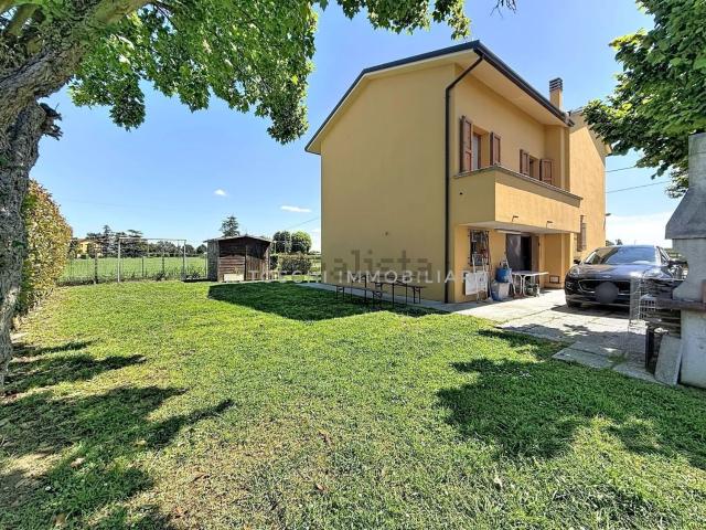Casa in vendita a Nuovo Circondario Imolese, Imola