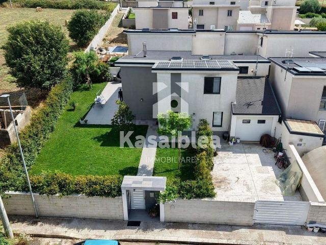 Casa in vendita a Ragusa, Sicilia