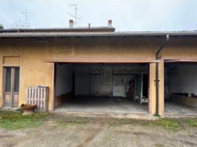 Casa in vendita a Bornate, Galliate