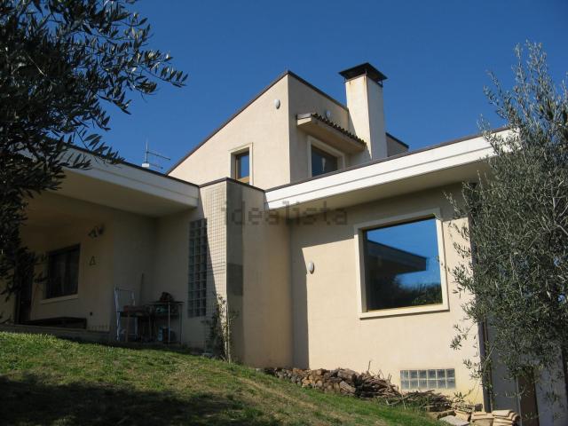 Casa in vendita a Contrada Carpelle, Manoppello