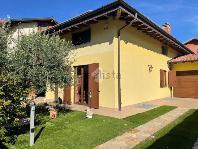 Casa in vendita a Cascina Costa, Samarate