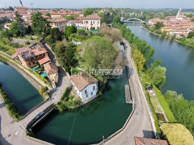 Casa in vendita a Vaprio D'adda, Lombardia
