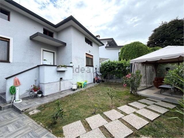 Casa in vendita a Castelvetro Piacentino, Reggio Emilia