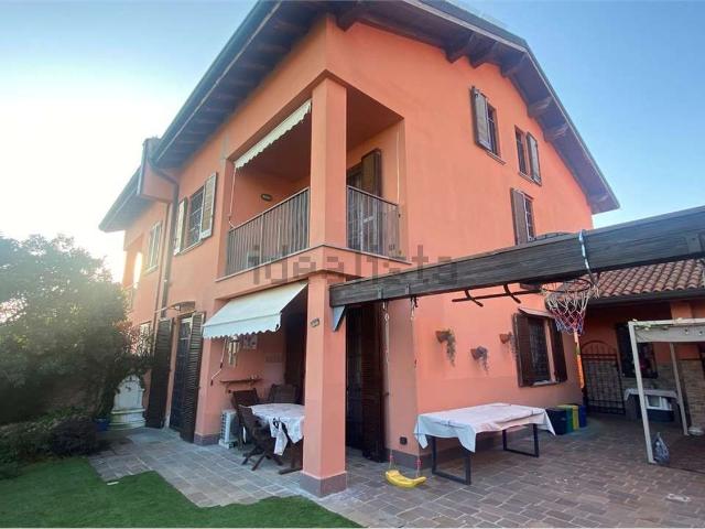Casa in vendita a Zeccone, Lombardia