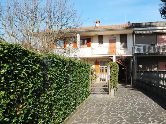 Casa in vendita a Cambiago, Lombardia