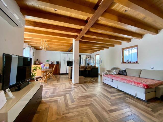 Casa in vendita a Riostorto, Muggiò
