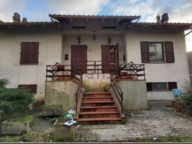 Casa in vendita a Palazzo Del Pero, Toscana