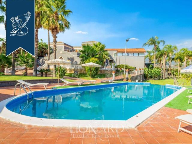 Casa in vendita a Acireale, Sicilia