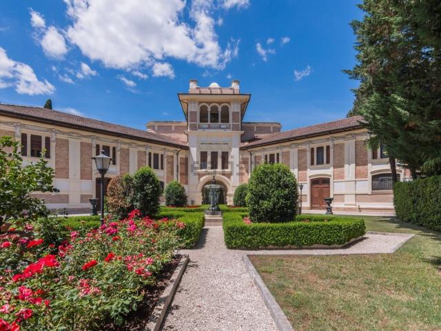 Casa in vendita a Chiesanuova, Marche