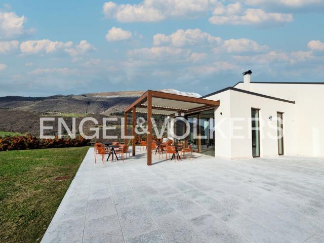 Casa in vendita a Caprino Veronese, Veneto