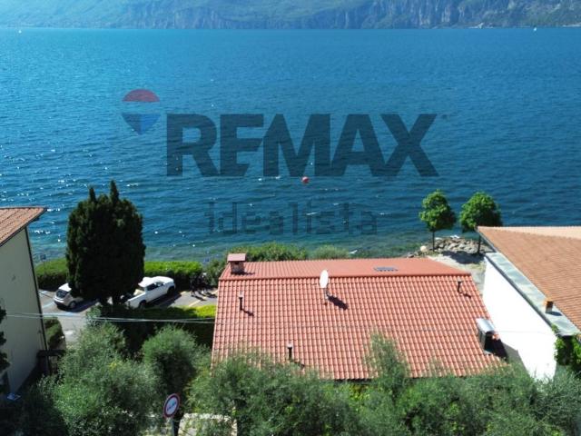 Casa in vendita a Brenzone sul Garda, Magugnano