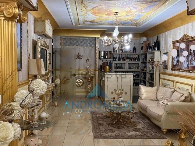 Casa in vendita a Arzano, Campania