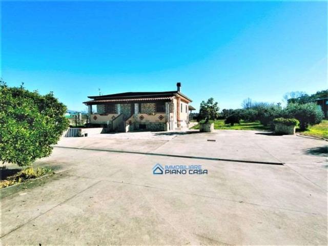 Casa in vendita a Terracina, Lazio