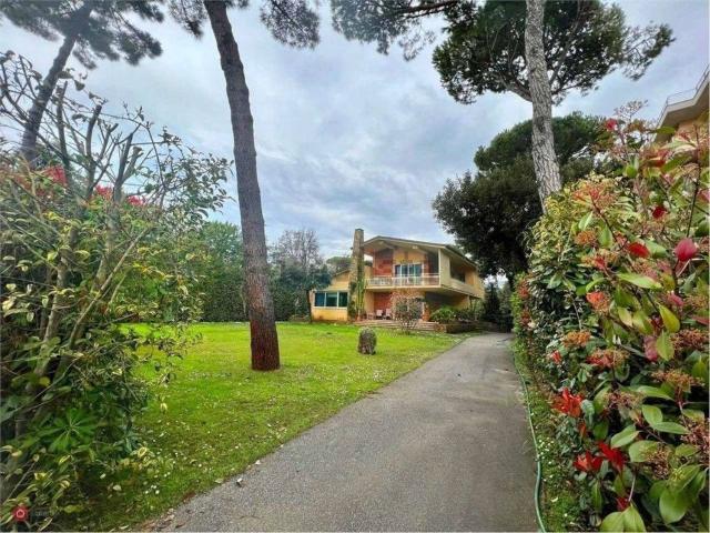 Casa in vendita a Tonfano, Toscana