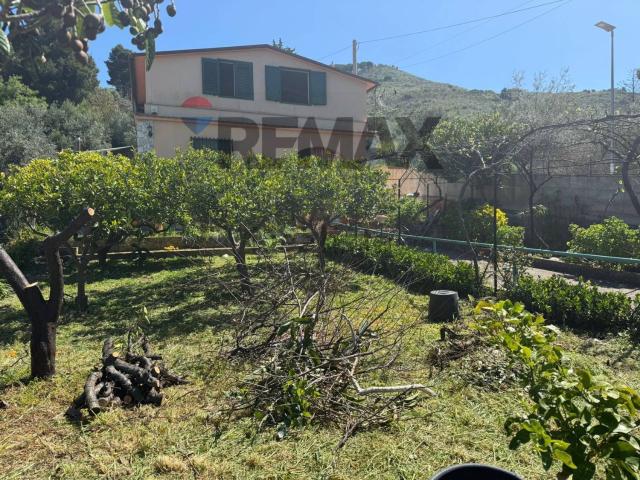 Casa in vendita a Giardinello, Sicilia