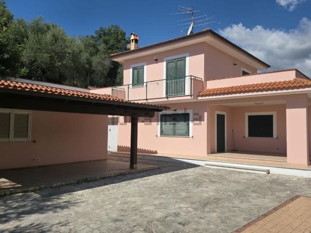 Casa in vendita a Campiglioni, Itri