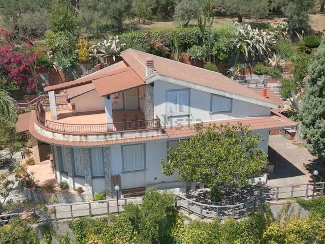 Casa in vendita a Gioiosa Marea, Sicilia