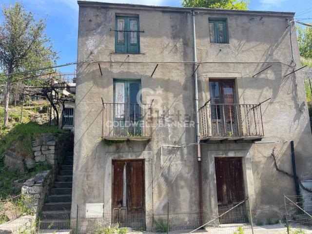 Casa in vendita a Tortorici, Sicilia