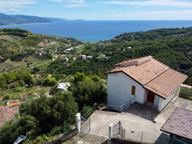 Casa in vendita a Pollica, Campania