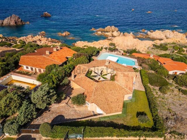 Casa in vendita a Trinità d'Agultu e Vignola, Sardigna/Sardegna