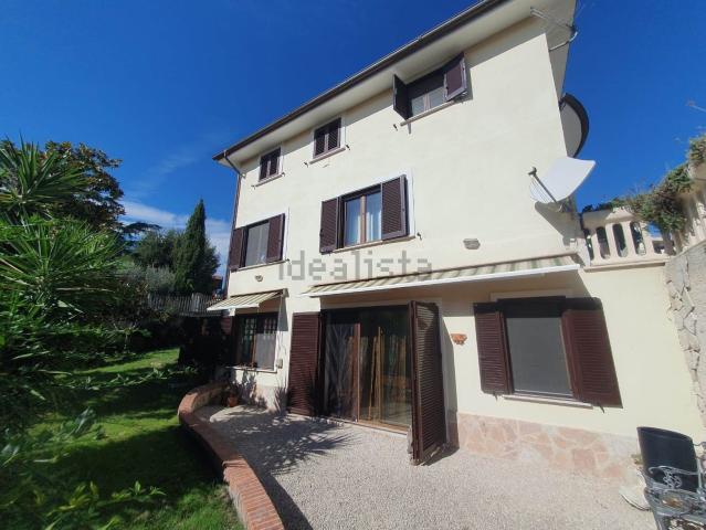 Casa in vendita a Acquaviva, Roma Capitale