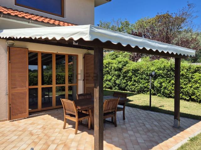 Casa in vendita a Marche, Ancona