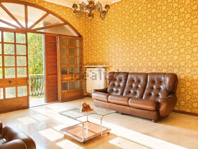 Casa in vendita a Stienta, Veneto