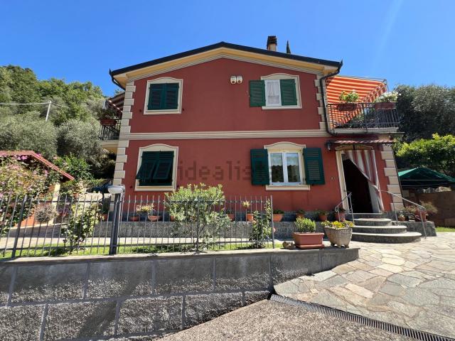 Casa in vendita a Verici superiore, Casarza Ligure