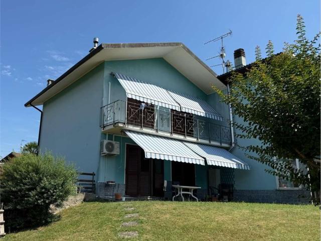 Casa in vendita a Gattico-Veruno, Piemonte