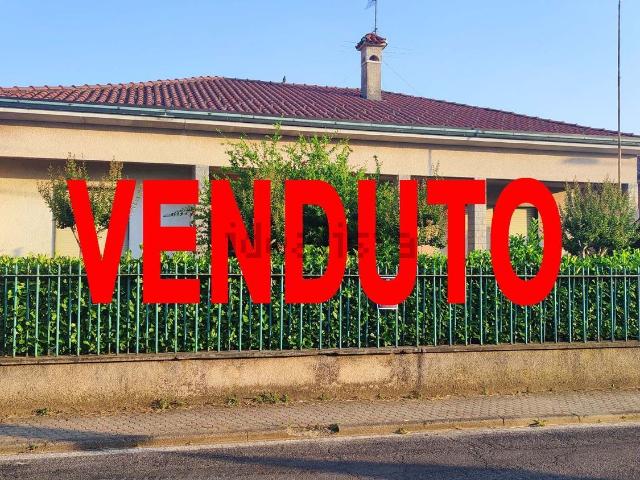 Casa in vendita a Triuggio, Lombardia
