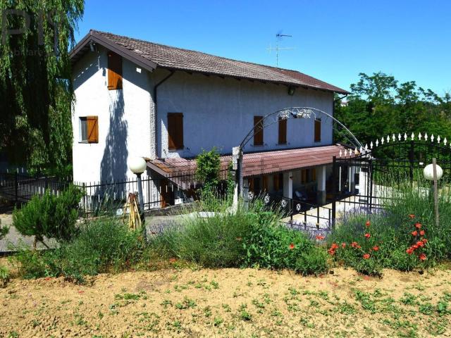 Casa in vendita a Piemonte, Asti
