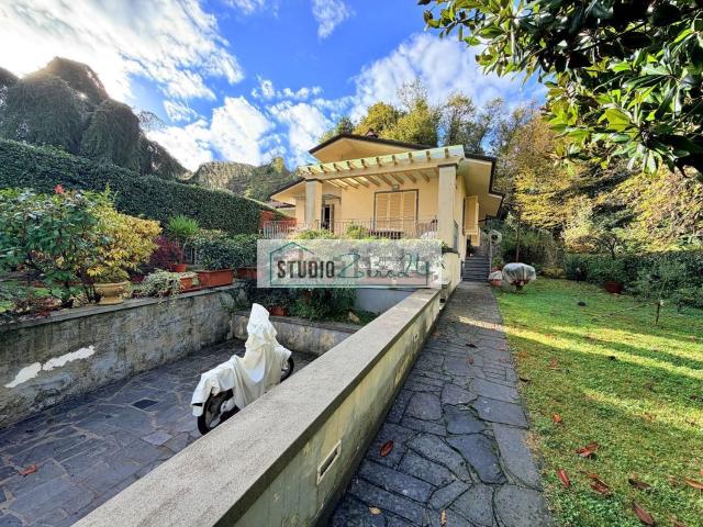 Casa in vendita a Tonfano, Toscana