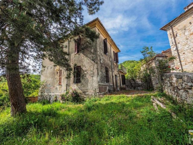 Casa in vendita a Unione di comuni Montana Lunigiana, Fivizzano