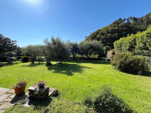 Casa in vendita a Capanne, Montignoso